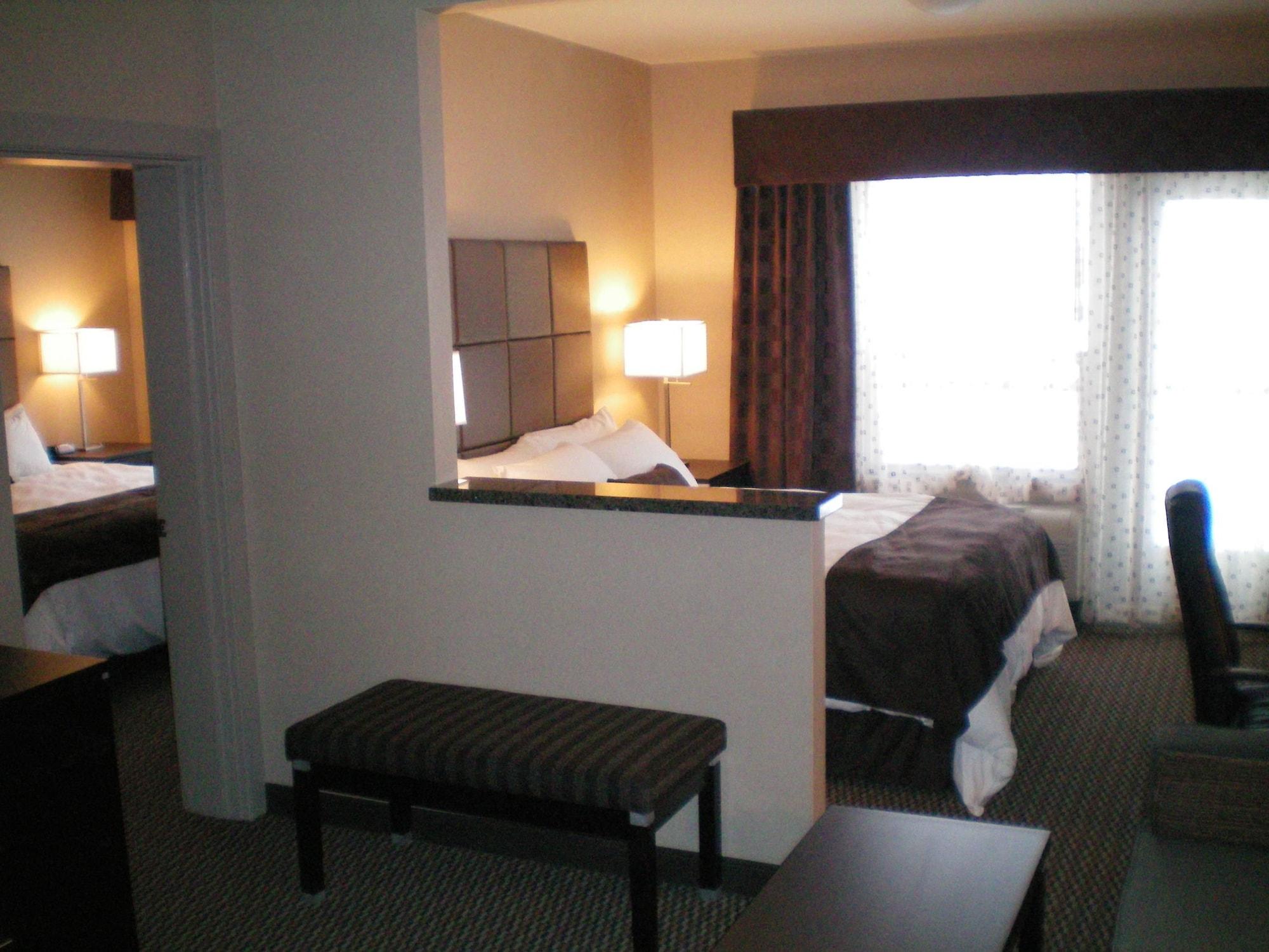 Fairfield & By Marriott 3* West Kelowna
