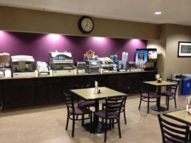 Hotel Fairfield & By Marriott West Kelowna