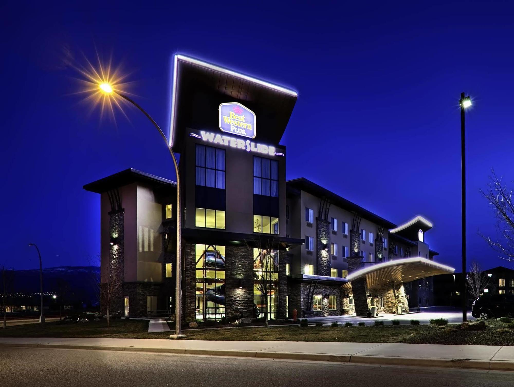 Hotel Fairfield & By Marriott West Kelowna